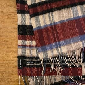Cashmere scarf